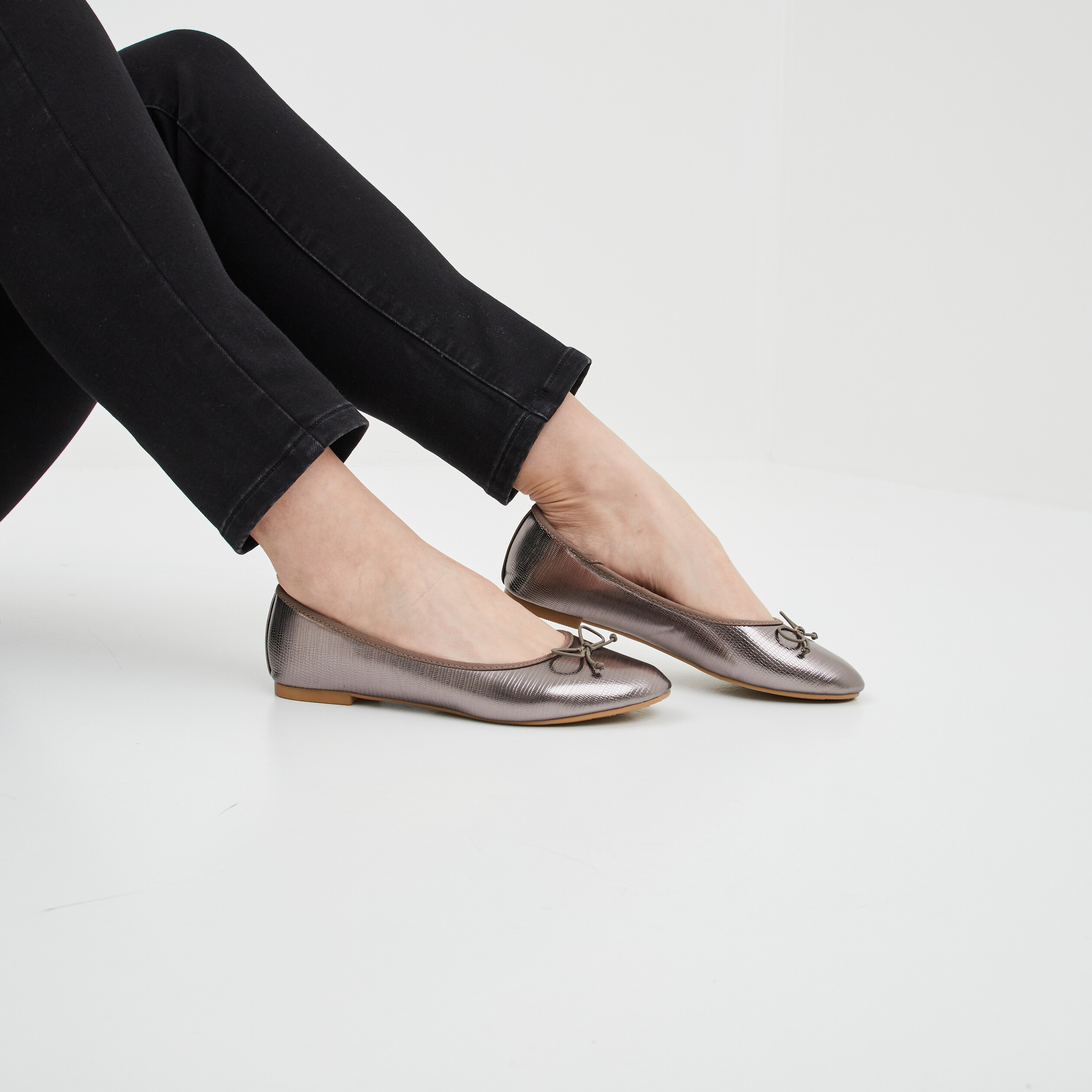 Ballerines avec noeud gris argent femme | La Halle