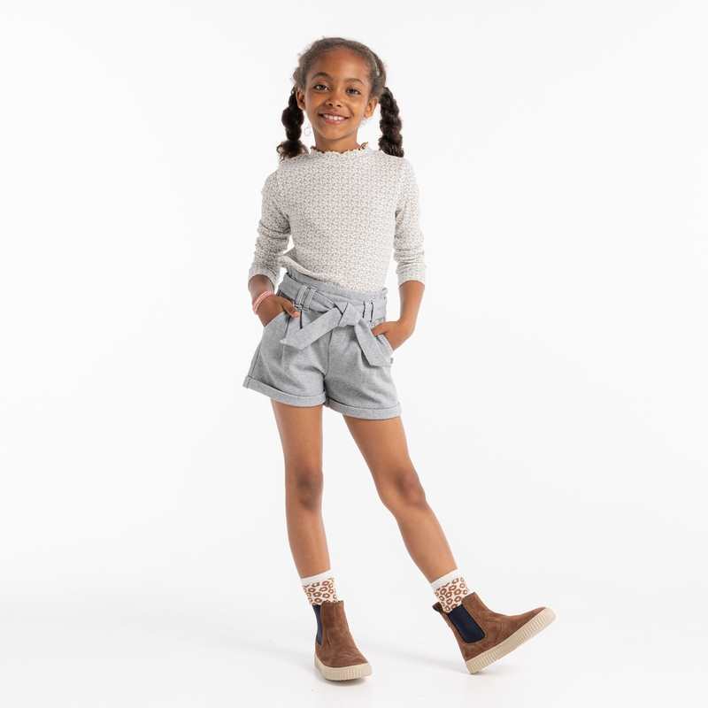 Short en maille à taille haute ceinturée gris fille