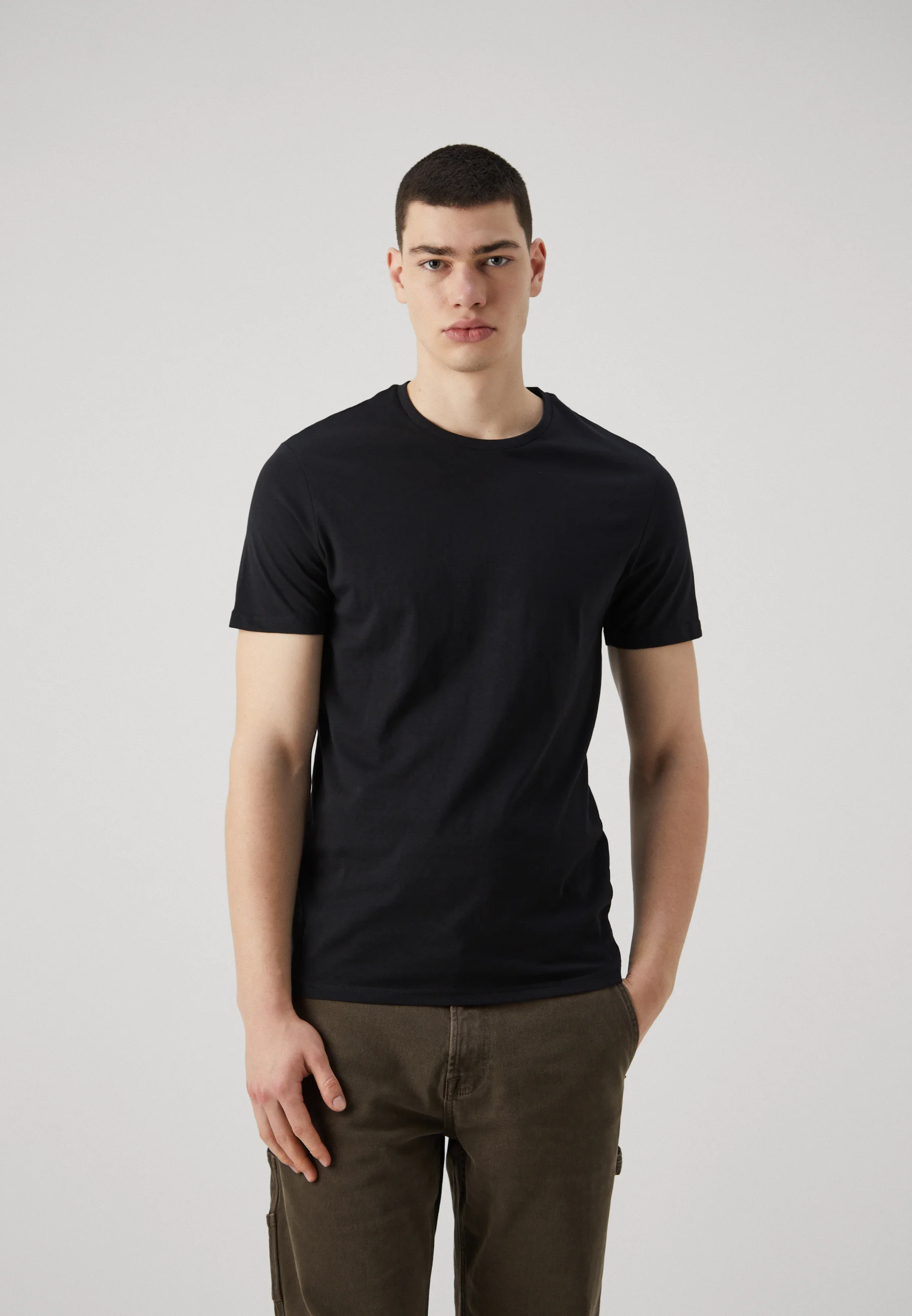 Pier One 3 PACK - Camiseta básica