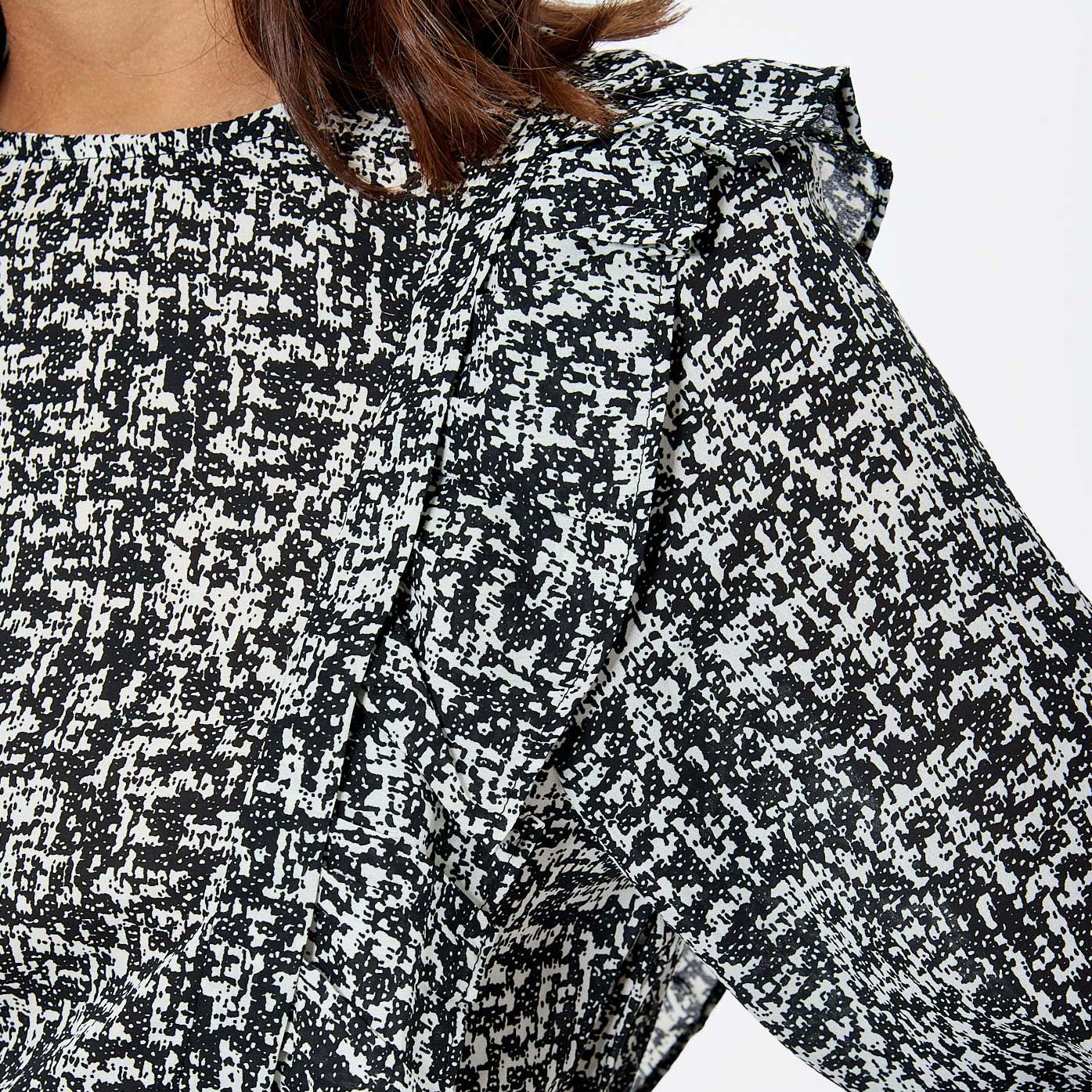 NEXT   Blouse noire et blanche Femme