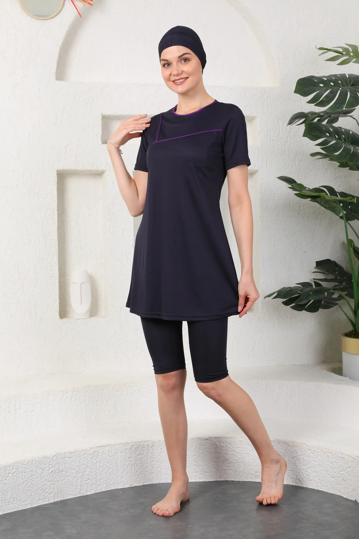medipek  Halbbedeckter Hijab-Badeanzug in Marineblau