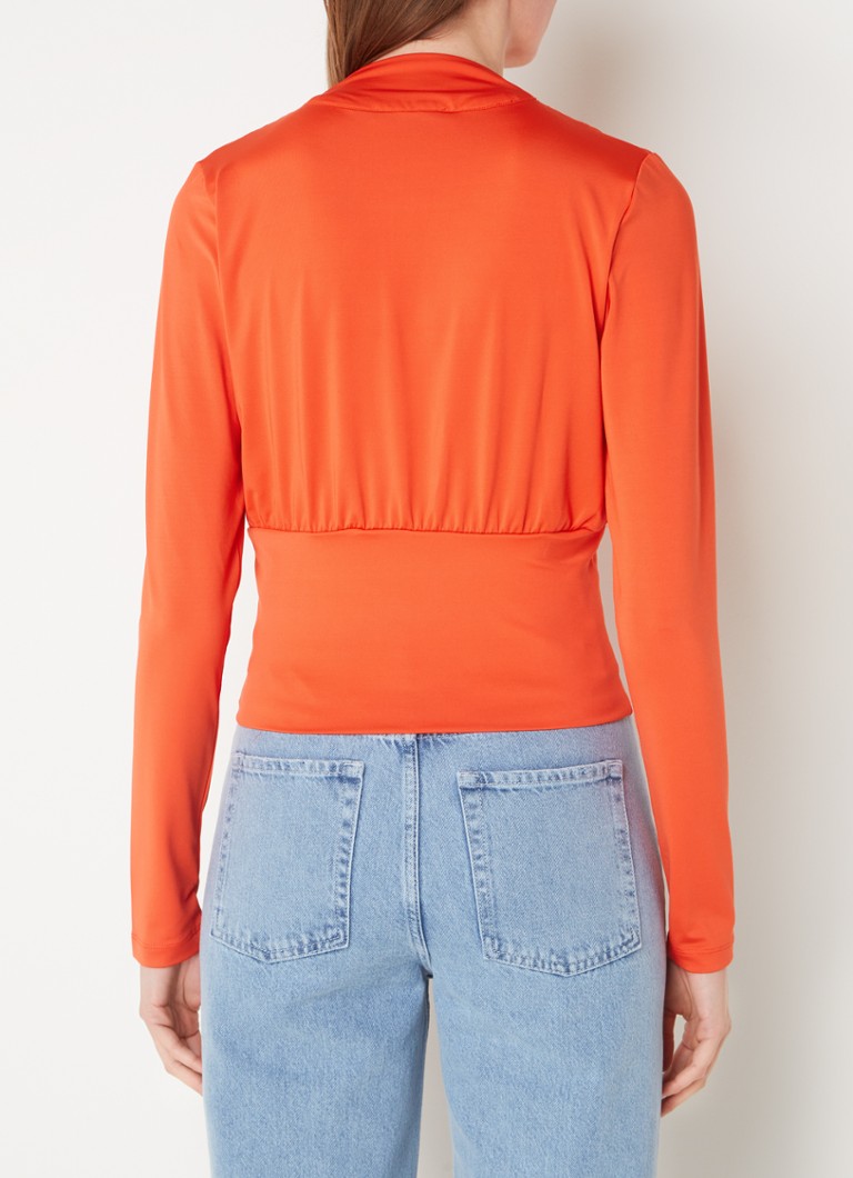 Top con scollo a V Roberta di Nikkie