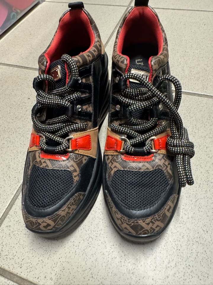 Liu Jo Sneakers in Schwarz/ Orange günstig kaufen 36