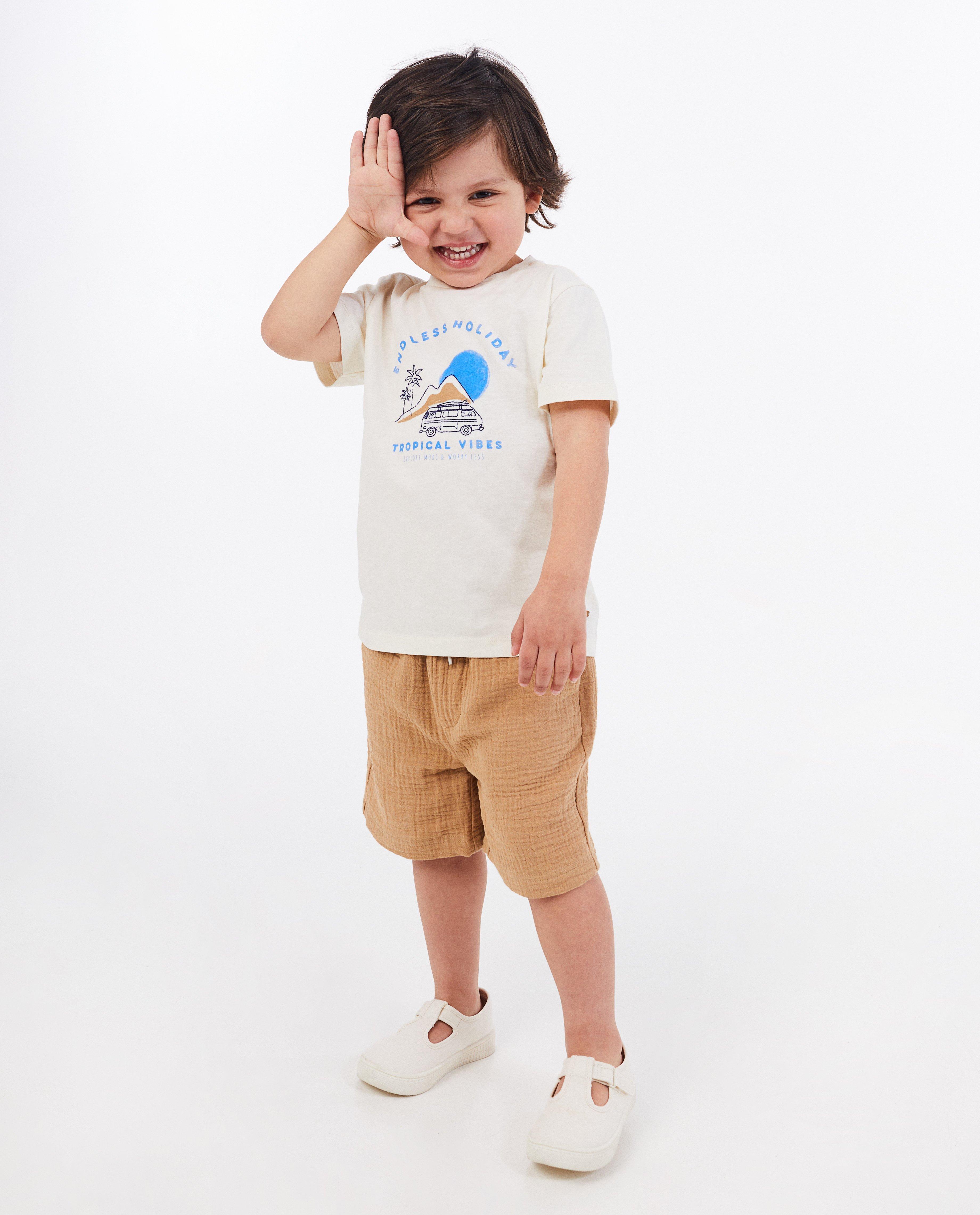 Kidz Nation Barna rövidnadrág, bő szabású, 2-7 éves korig, barna