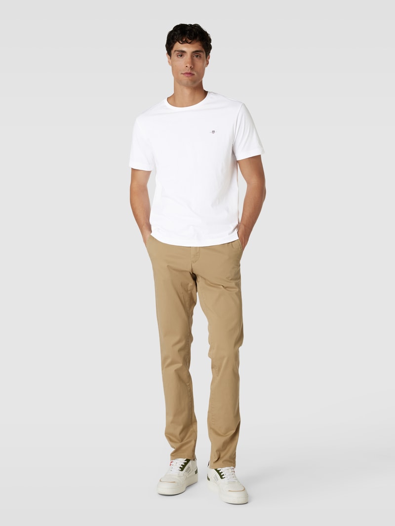 Regular Fit T-Shirt mit Label-Stitching Modell 'SHIELD' in offwhite