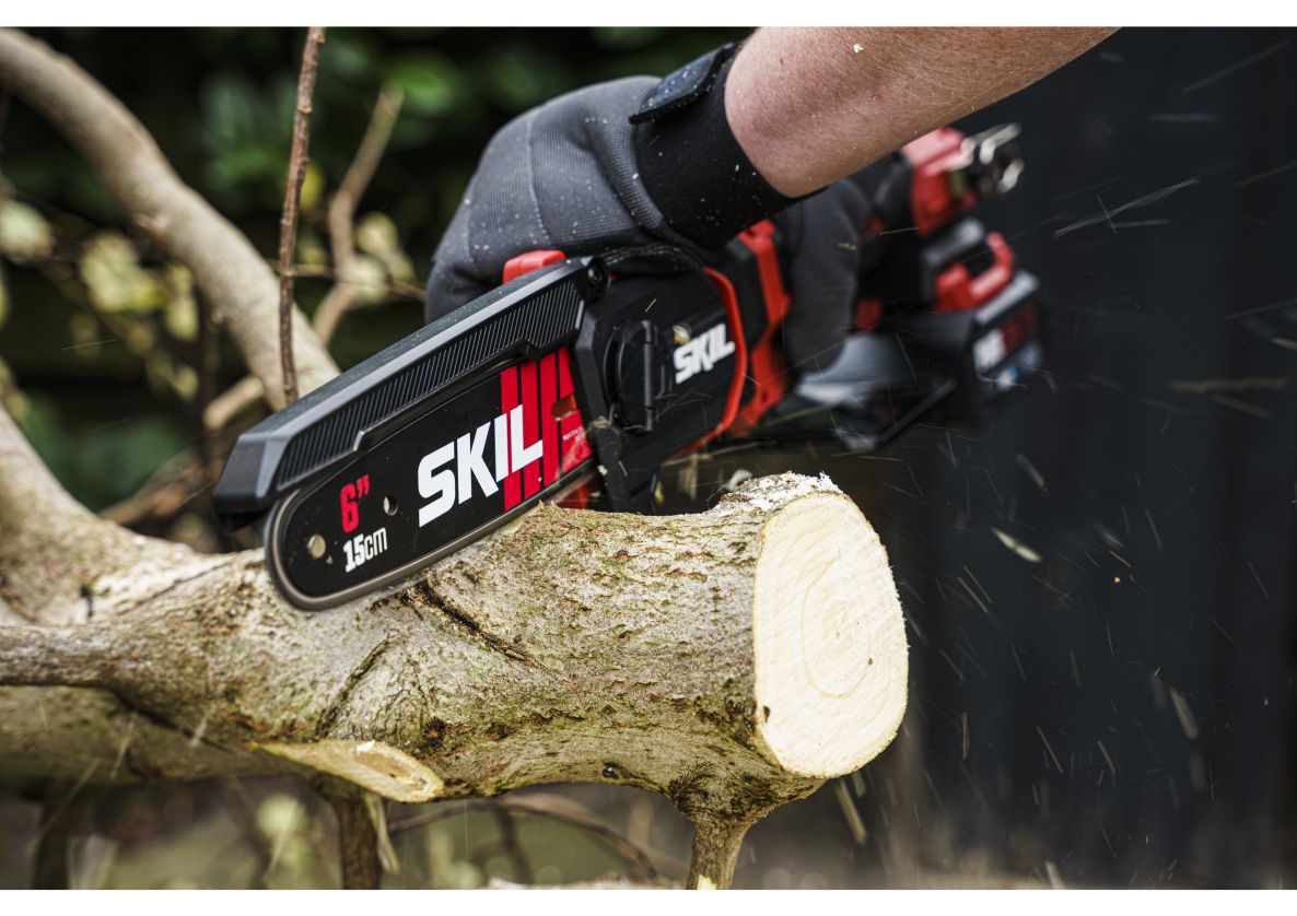 SKIL GS1E0514CA Pruning saw 15cm telescopic 20V brushless excl. batteries and charger