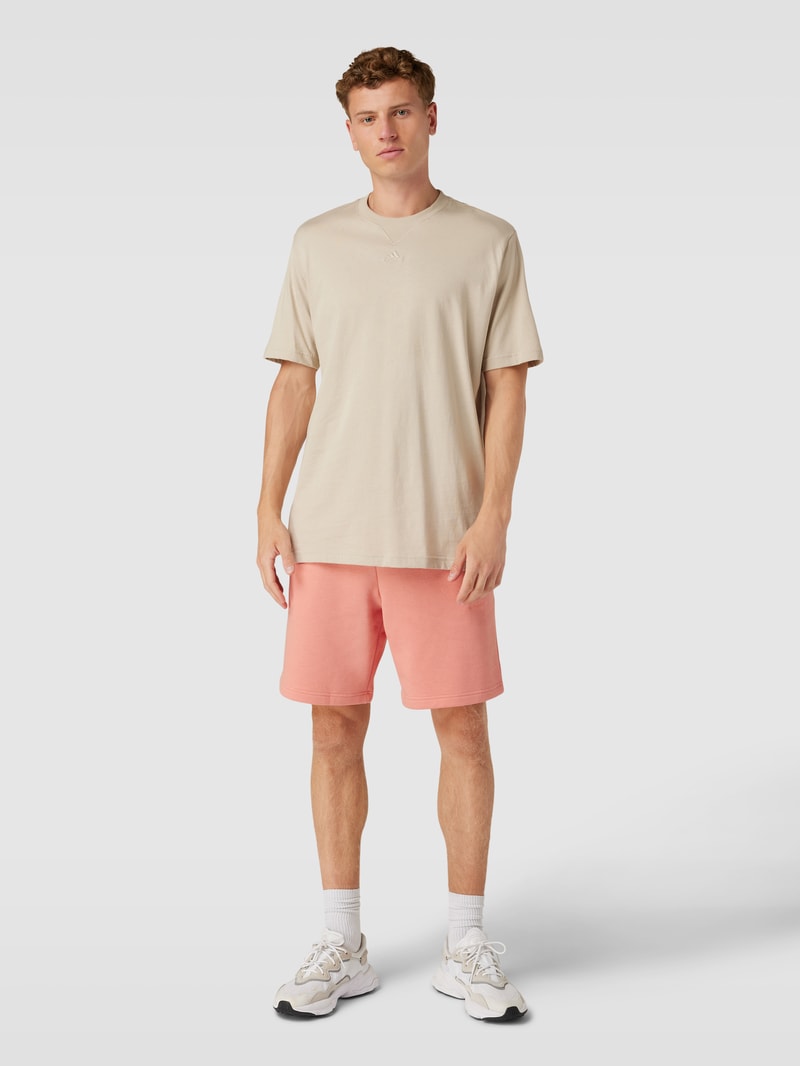 T-Shirt mit Rundhalsausschnitt in beige