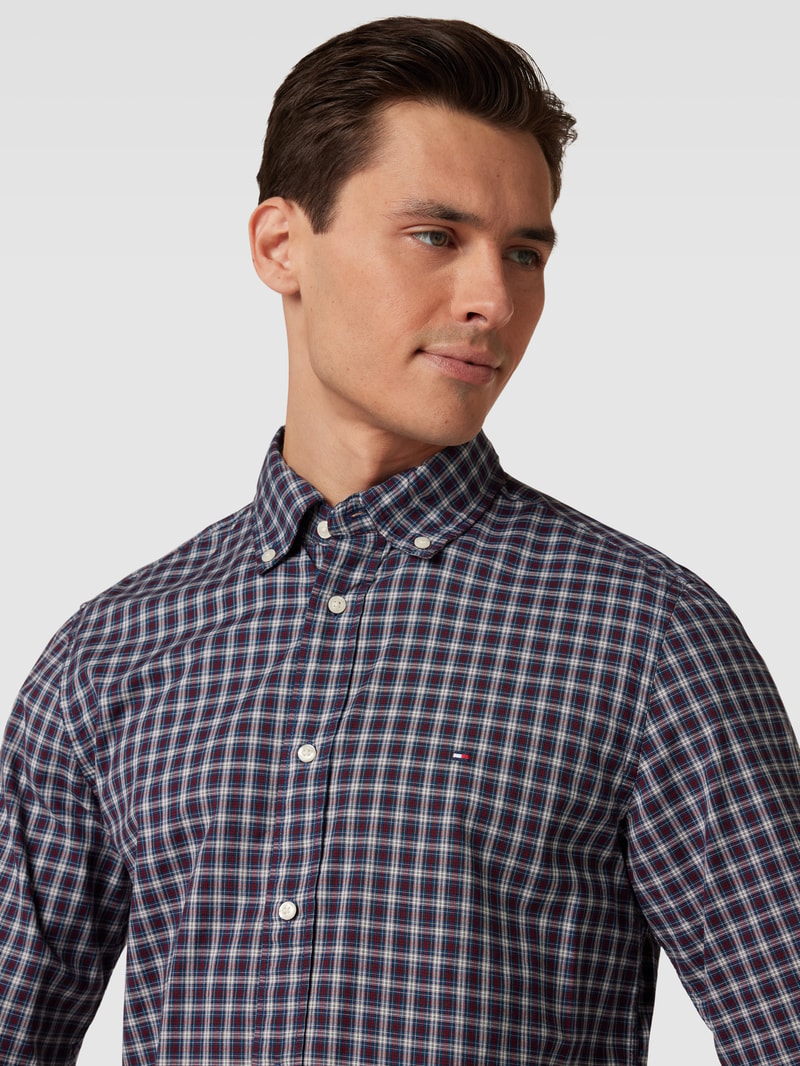 Regular Fit Freizeithemd mit Button-Down-Kragen in marineblau