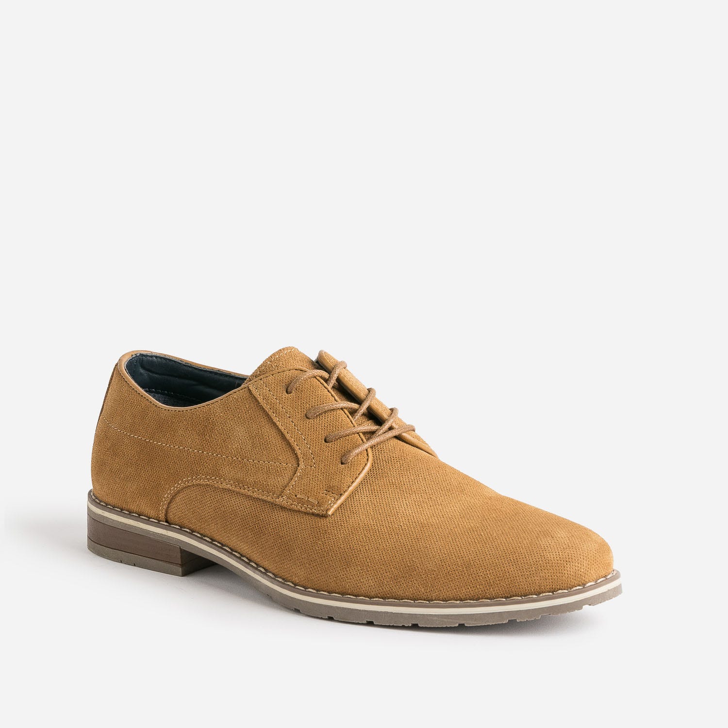 Derby camel en cuir velours embossé