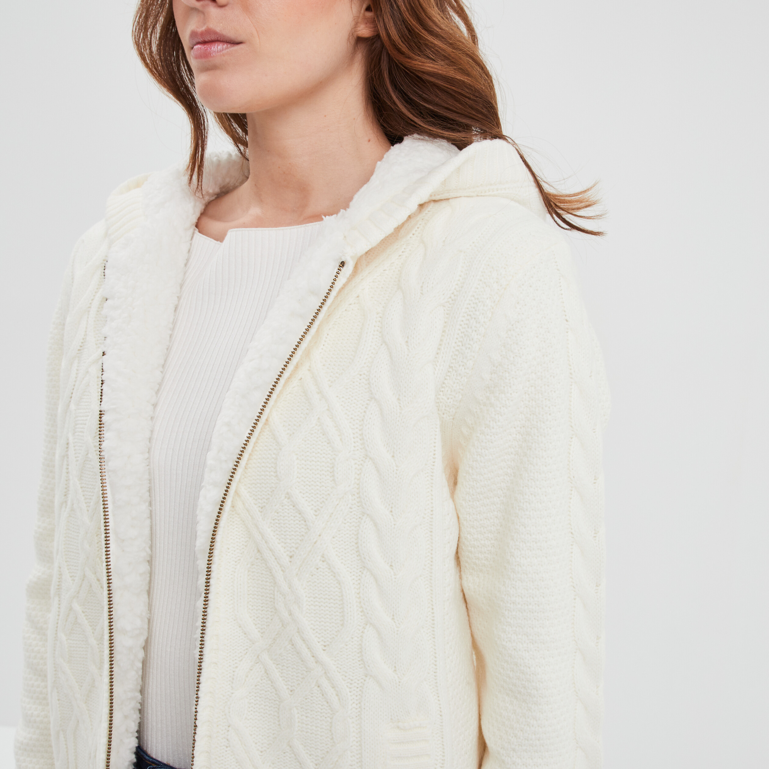 Gilet zippé doublure sherpa à capuche ecru femme | La Halle