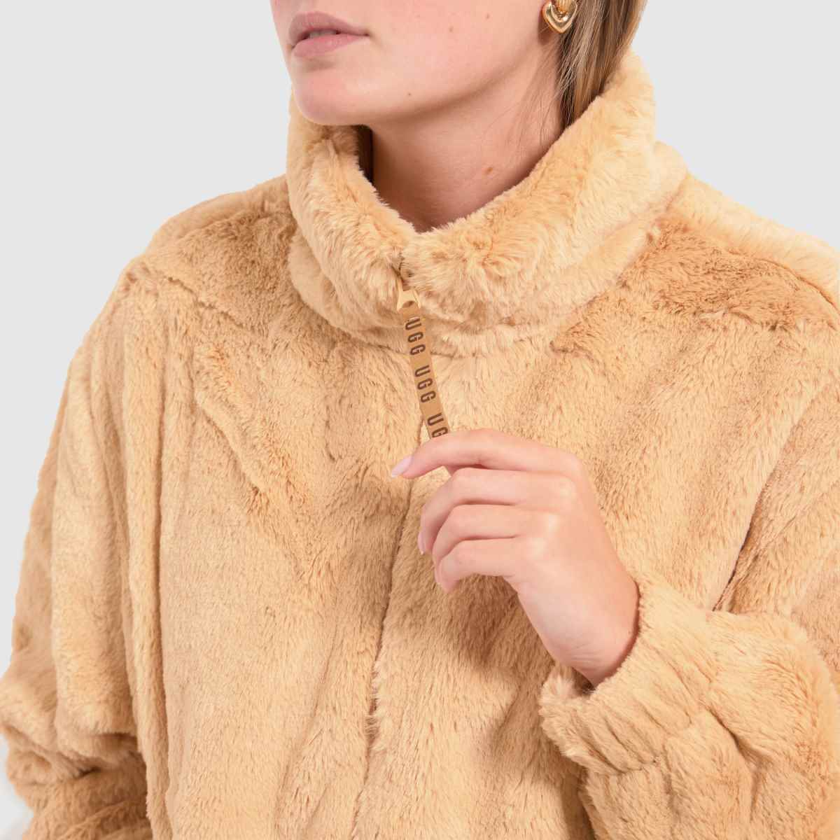 UGG – Tasha – Beige jacka i fuskpäls