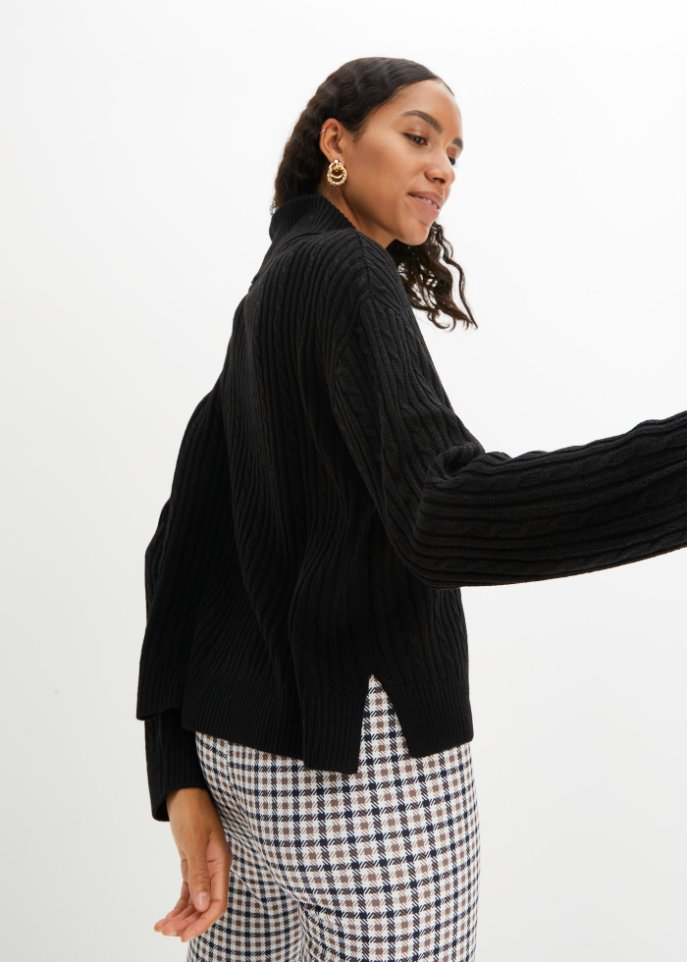 Pullover mit V-Ausschnitt und Seitenschlitzen