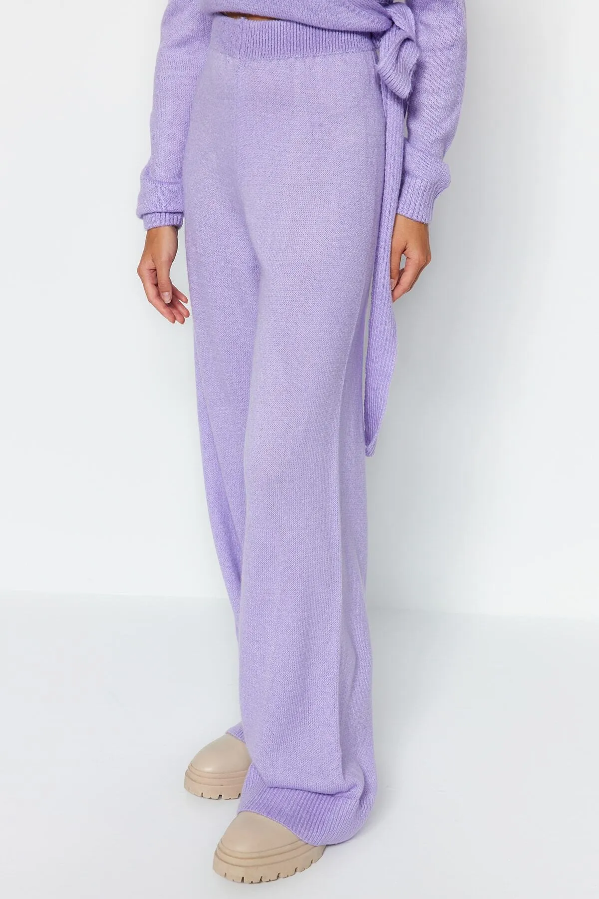 Trendyol Collection  Lila Strickoberteil und -unterteil-Set TWOAW24AU00132