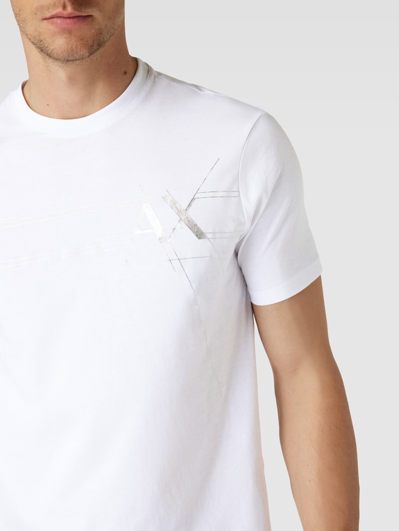 T-Shirt mit Label-Print in weiß