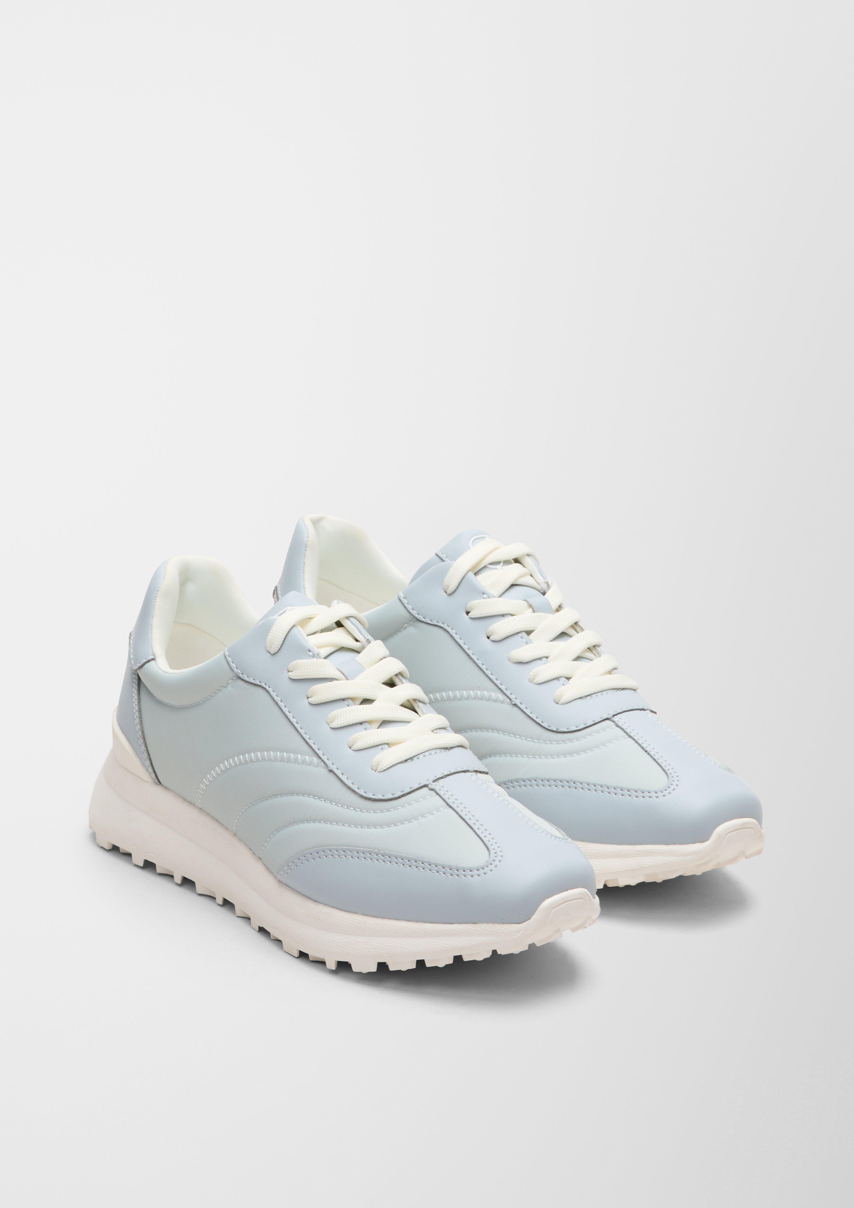 Sneaker im sportlichen Look  6007341-810
