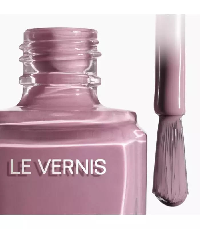 LE VERNIS Couleur Et Brillance Longue Tenue