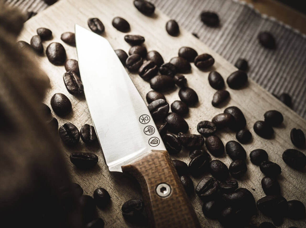 Daily Knives AK1 Reverse Tanto Mustard