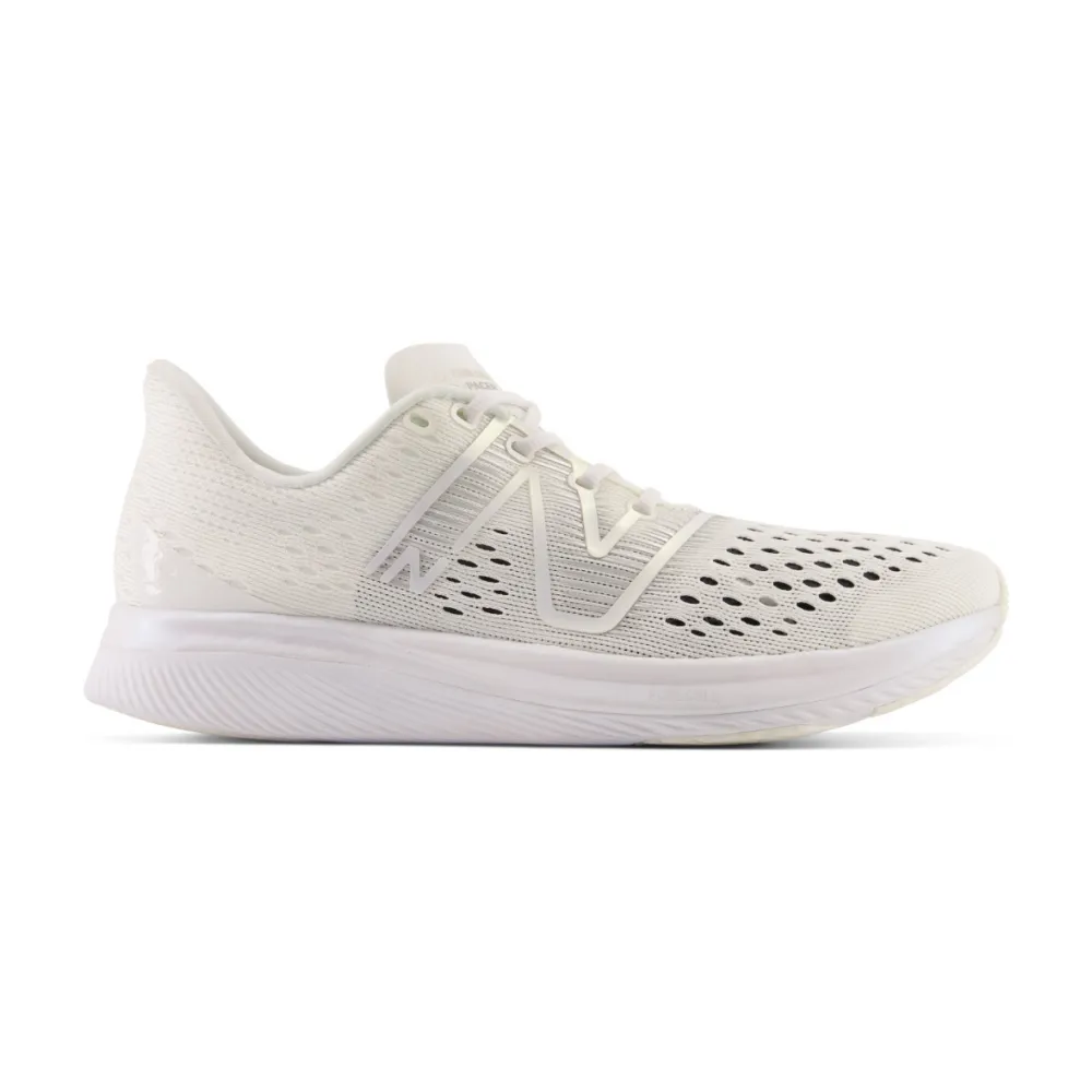 New Balance FuelCell SuperComp Pacer WFCRRCW / weiss