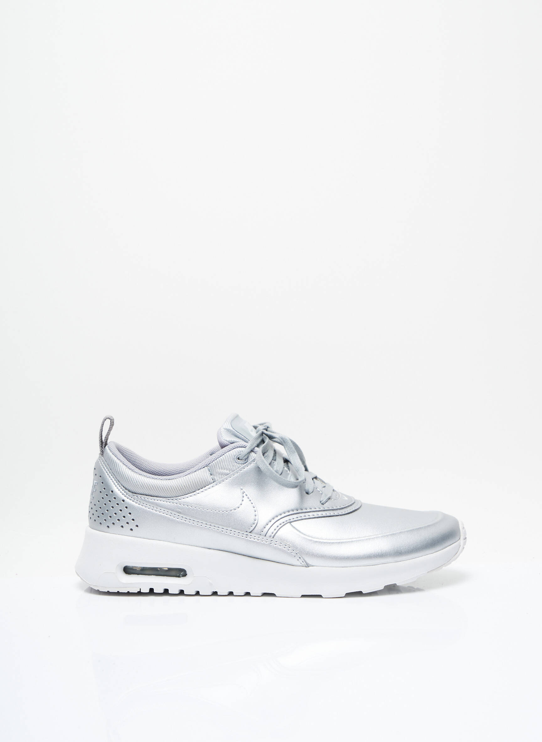 Nike Baskets Unisexe couleur gris