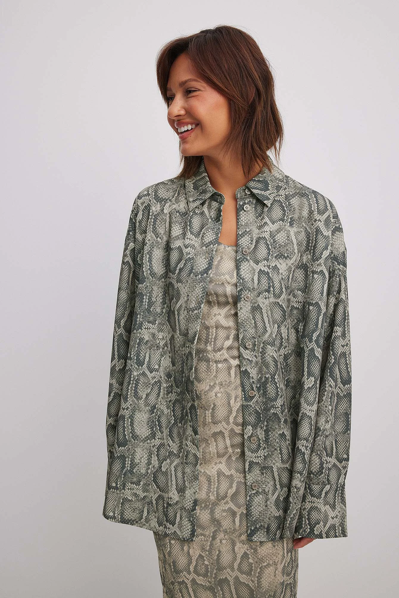Fließende Hemdbluse