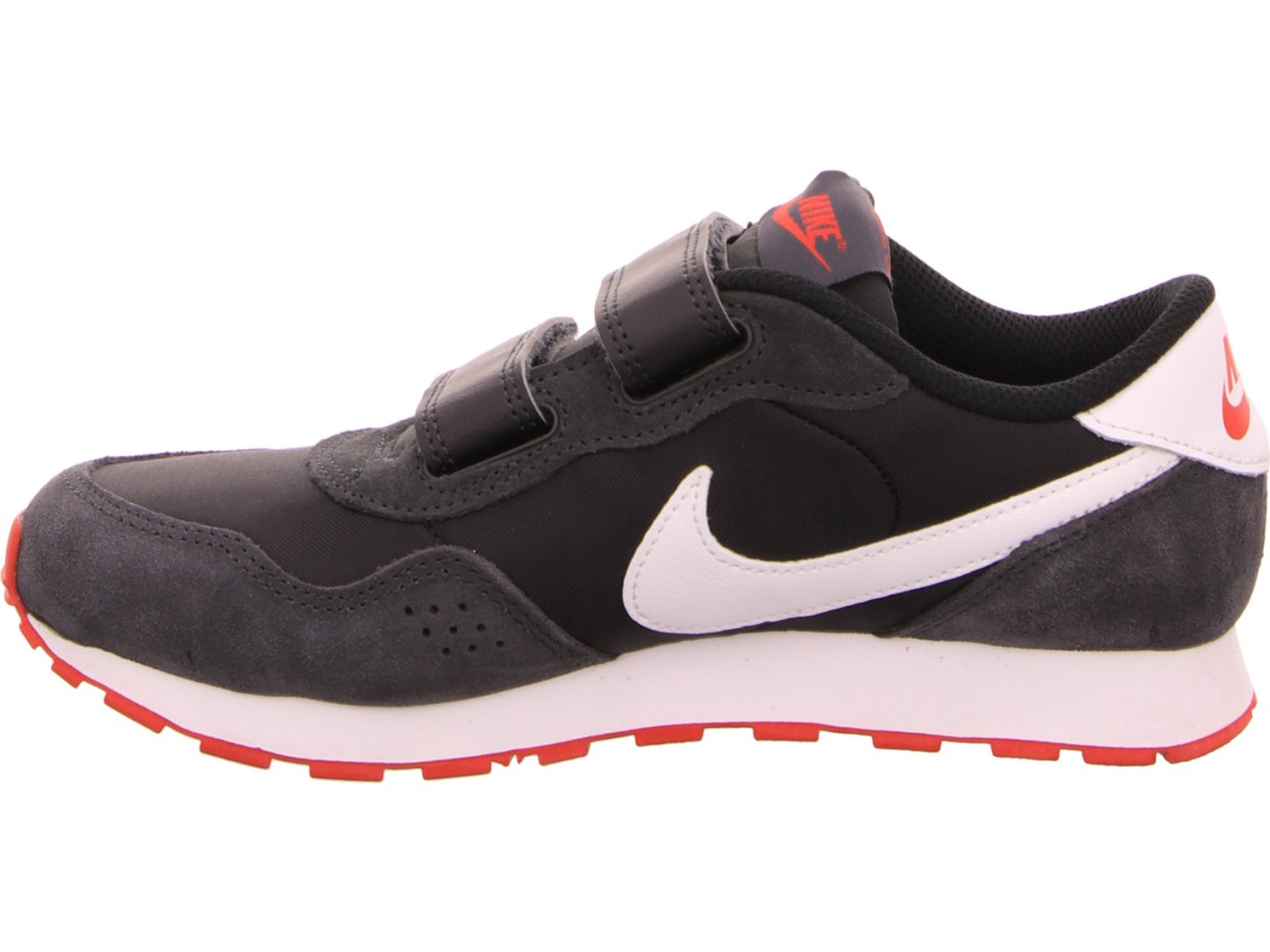 NIKE Jungen Sportschuhe schwarz MD Valiant