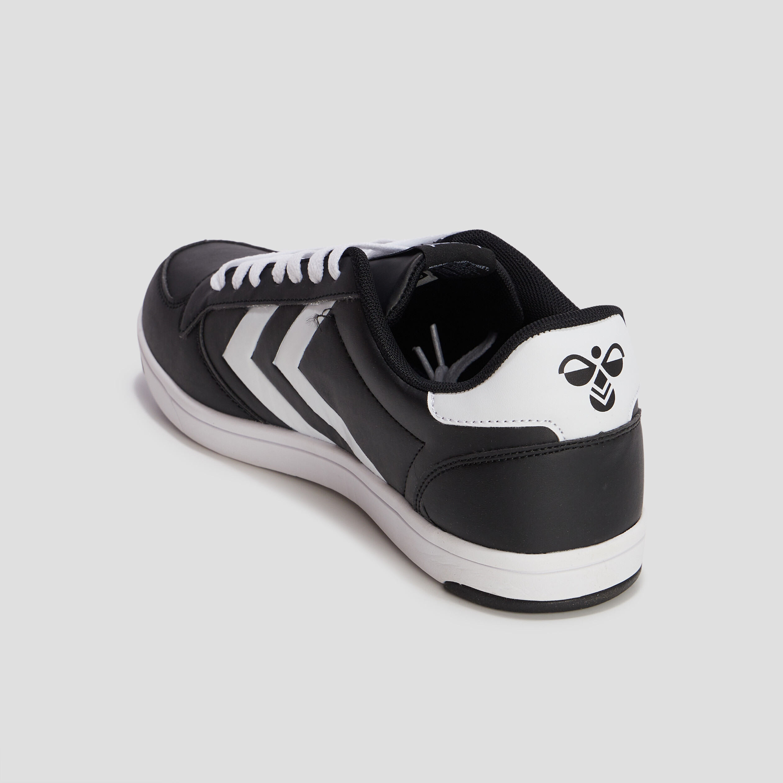 Tennis à lacets Stadil light Hummel noir homme | La Halle