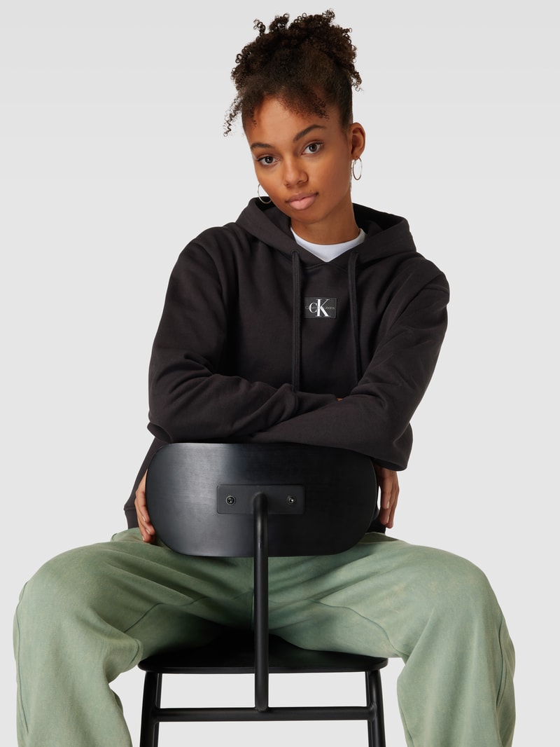 Oversized Hoodie mit Label-Patch in black
