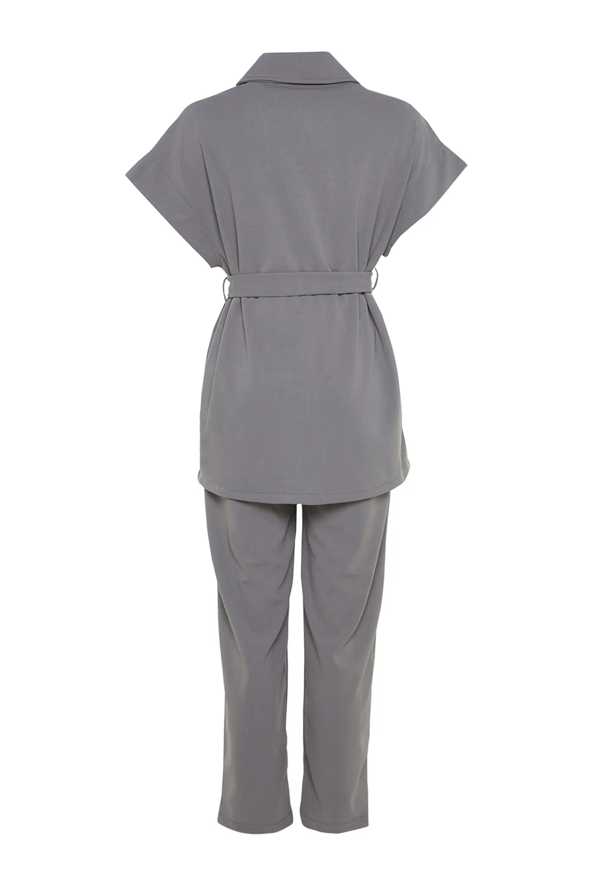 Trendyol Modest  Grau-goldener Strickanzug mit Weste und Hose mit Knöpfen TCTAW22US0062