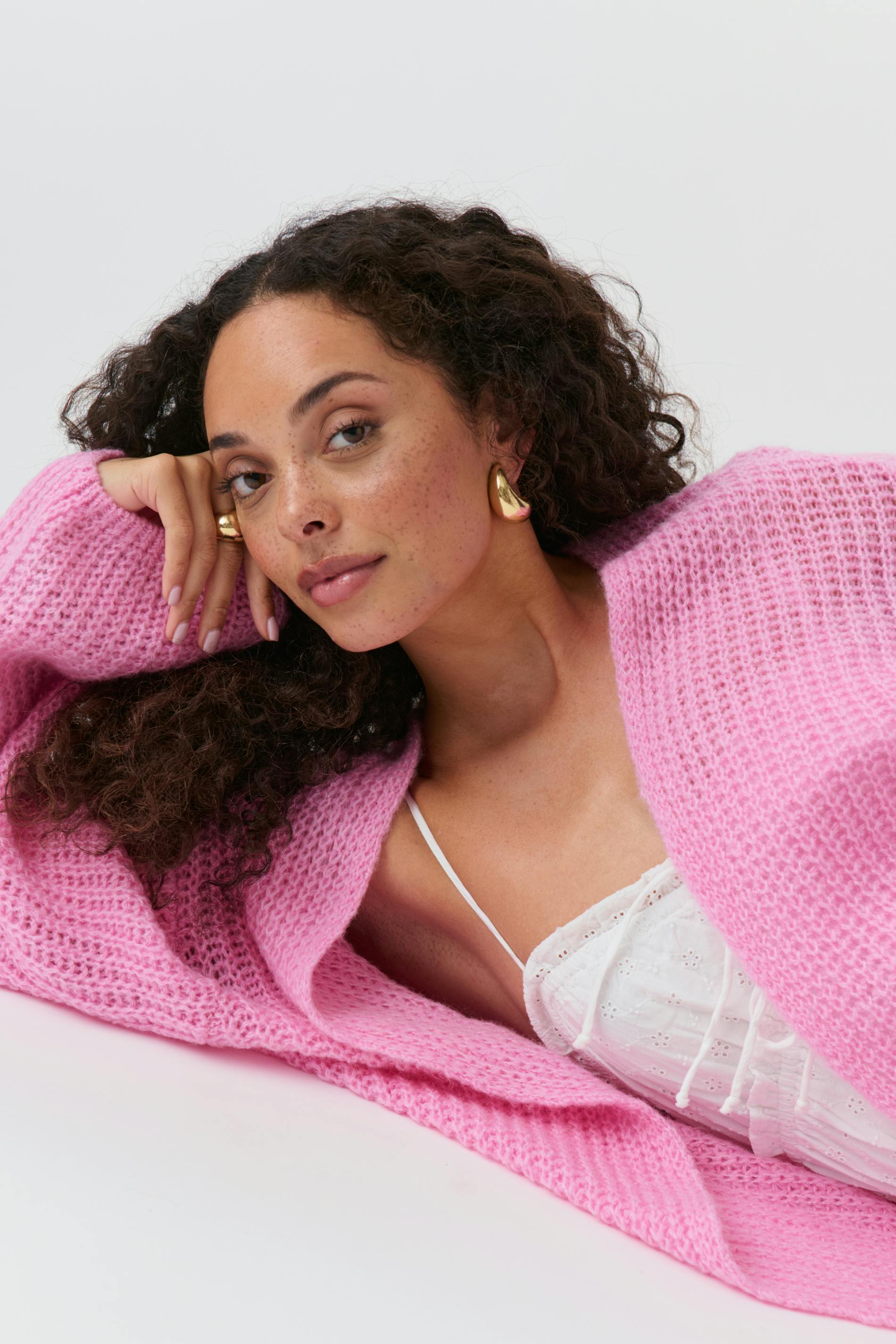 Knitted chunky cardigan