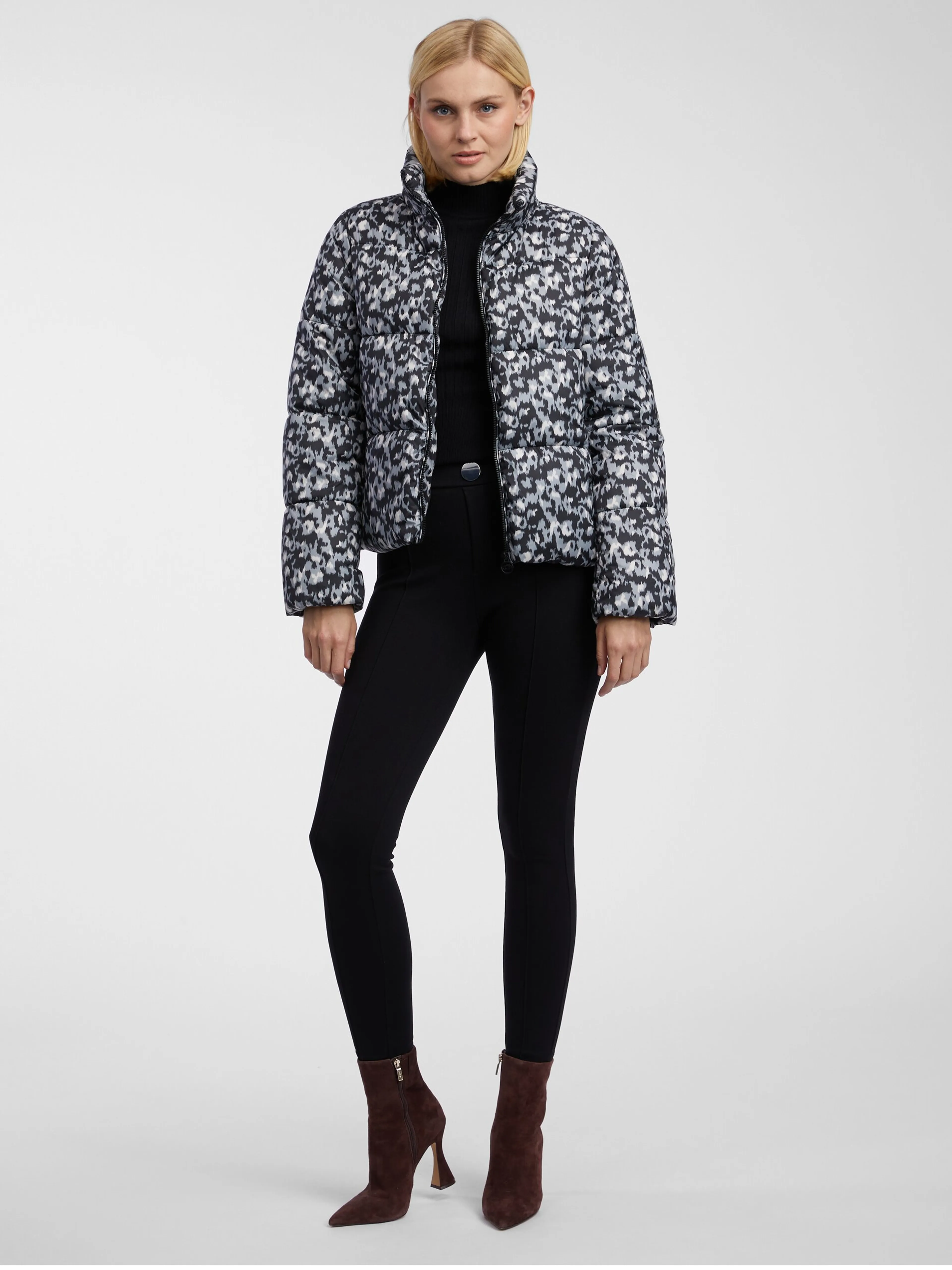 Grau-schwarz gemusterte Damen-Steppjacke ORSAY