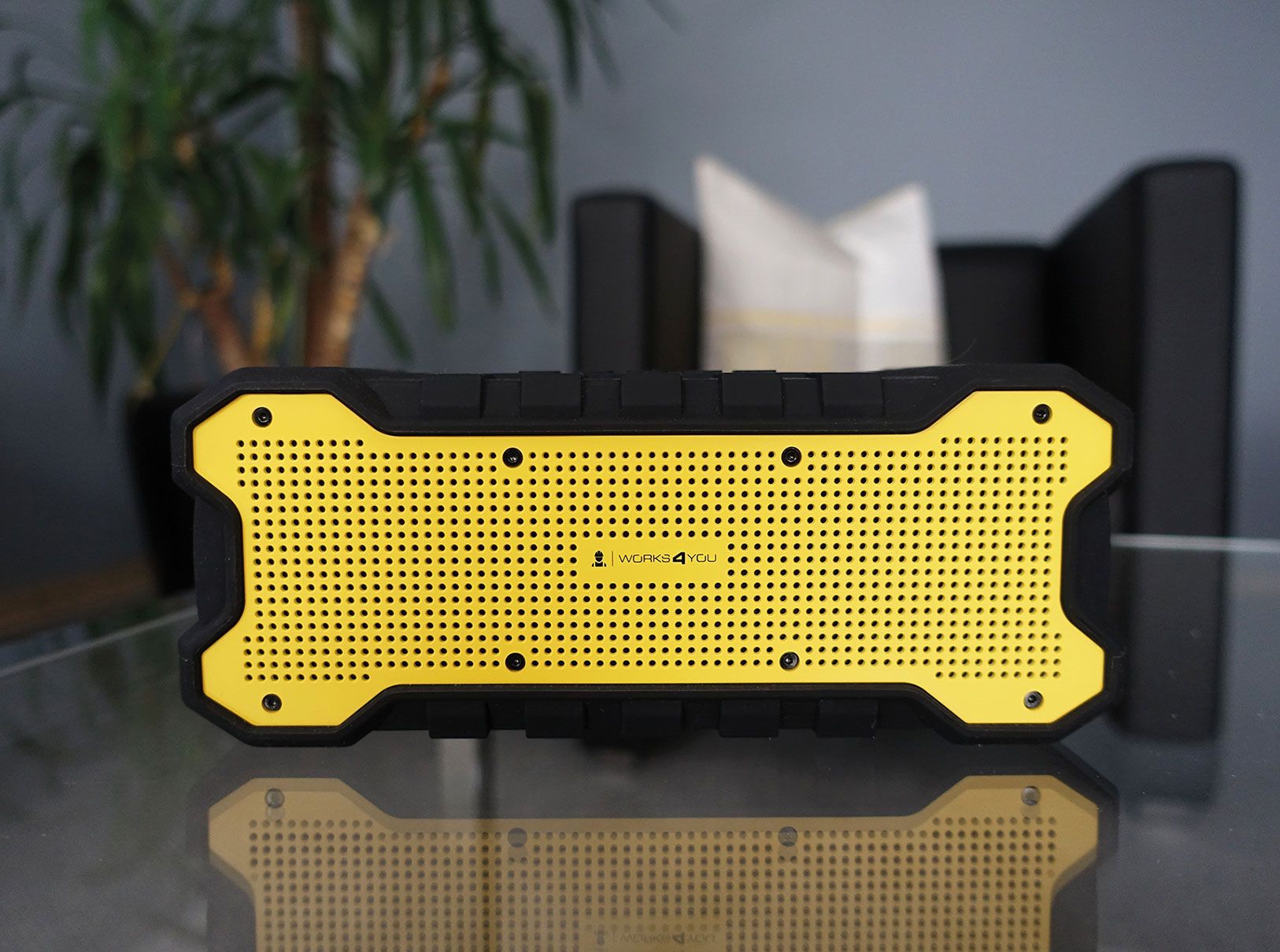 Schwaiger Stoßfest & Spritzwassergeschützt Bluetooth Lautsprecher,