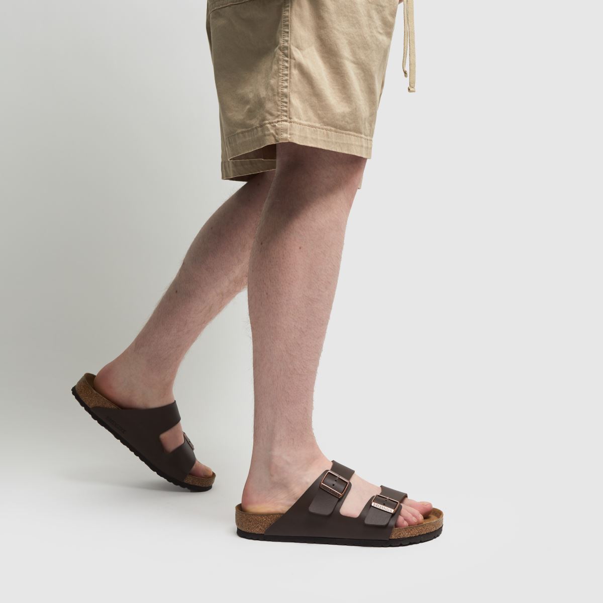 BIRKENSTOCK Arizona szandál barna színben
