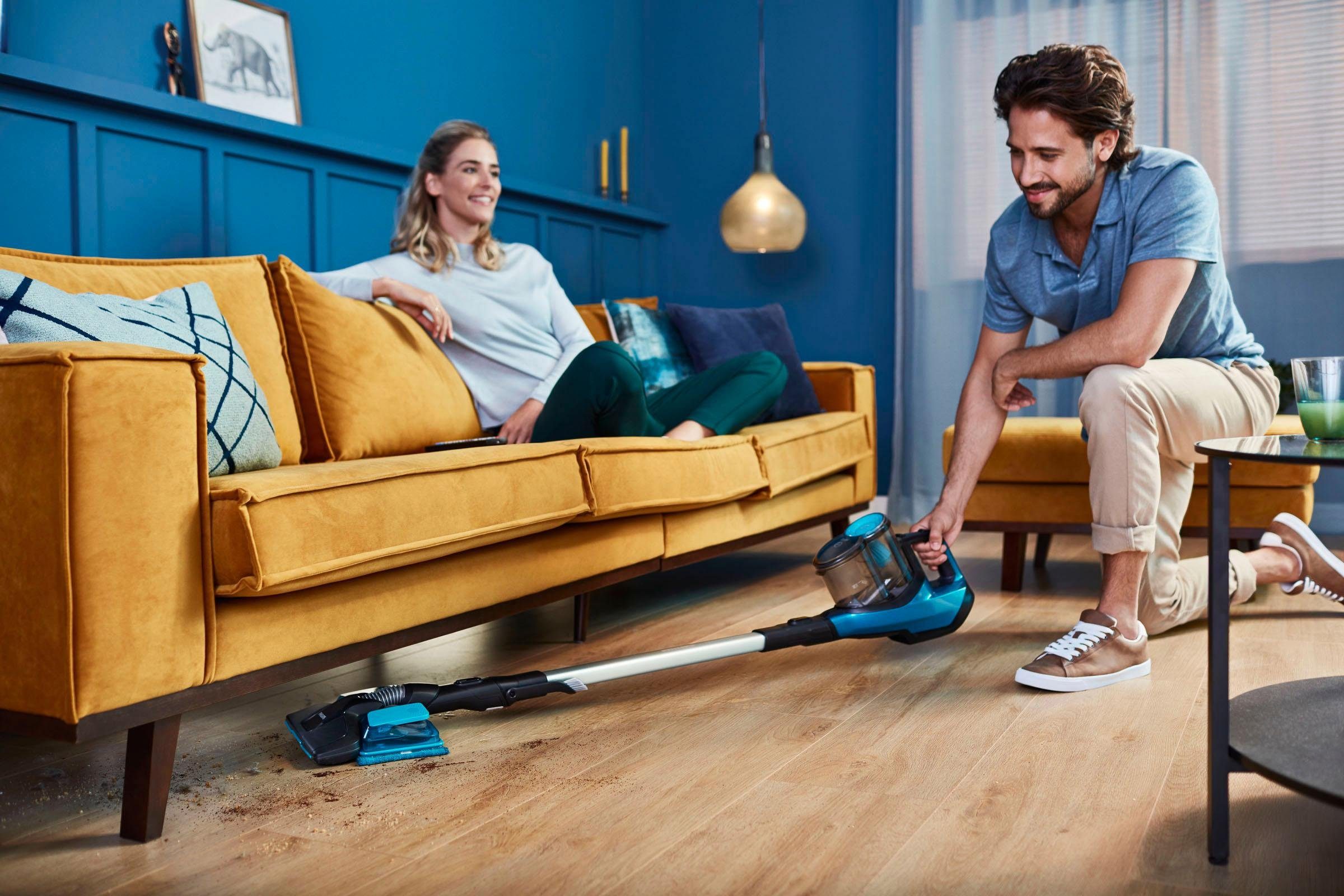 Philips Nass-Trocken-Akkusauger FC6728/01 SpeedPro Aqua, beutellos, mit 50 Minuten Akkulaufzeit, Wischfunktion und 180°-Saugdüse