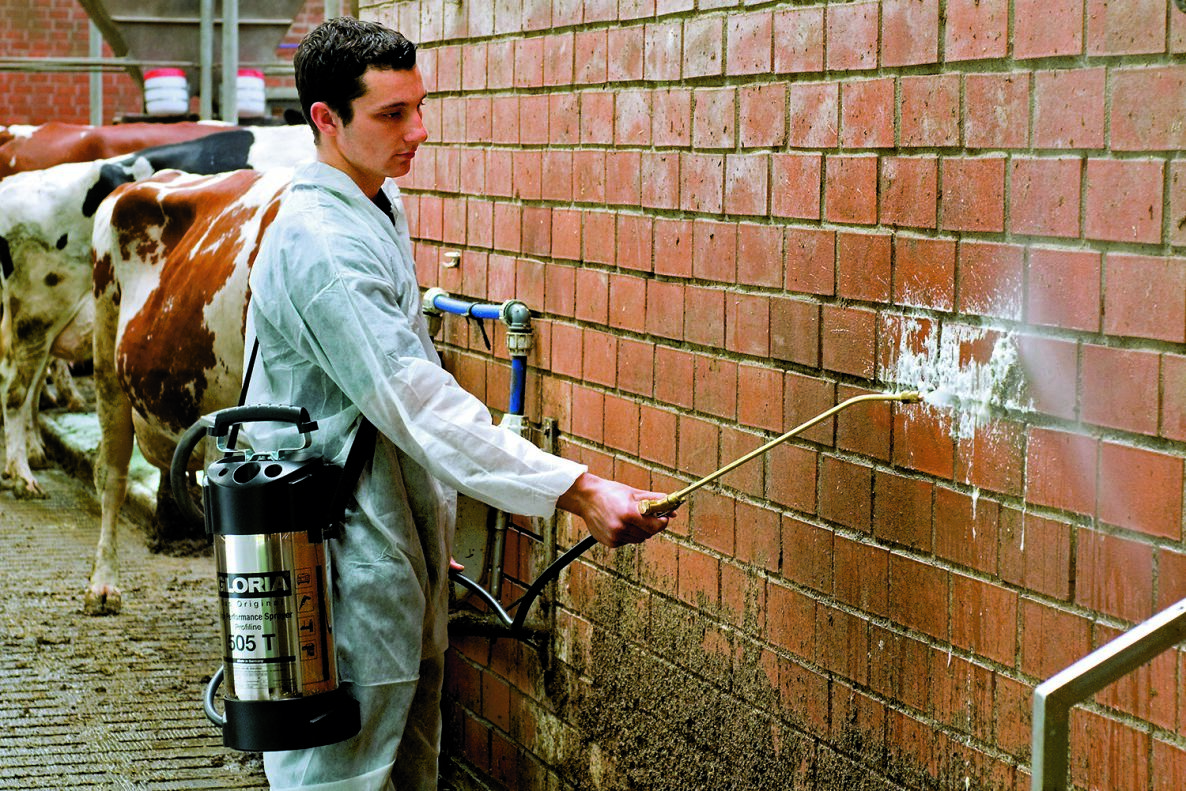 „Gloria 000506.0000 505 T Profiline“ slėginis purkštuvas, 5 l, vitono sandarikliai, nerūdijančio plieno bakas, plokščias rūkas, 80°