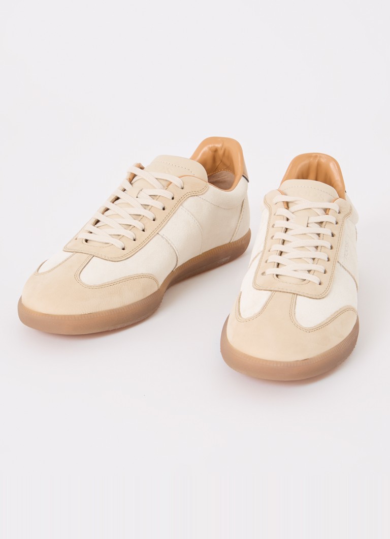 Tod's-lenkkarit vasikanmokkanahkaa nupukkinahkayksityiskohdilla