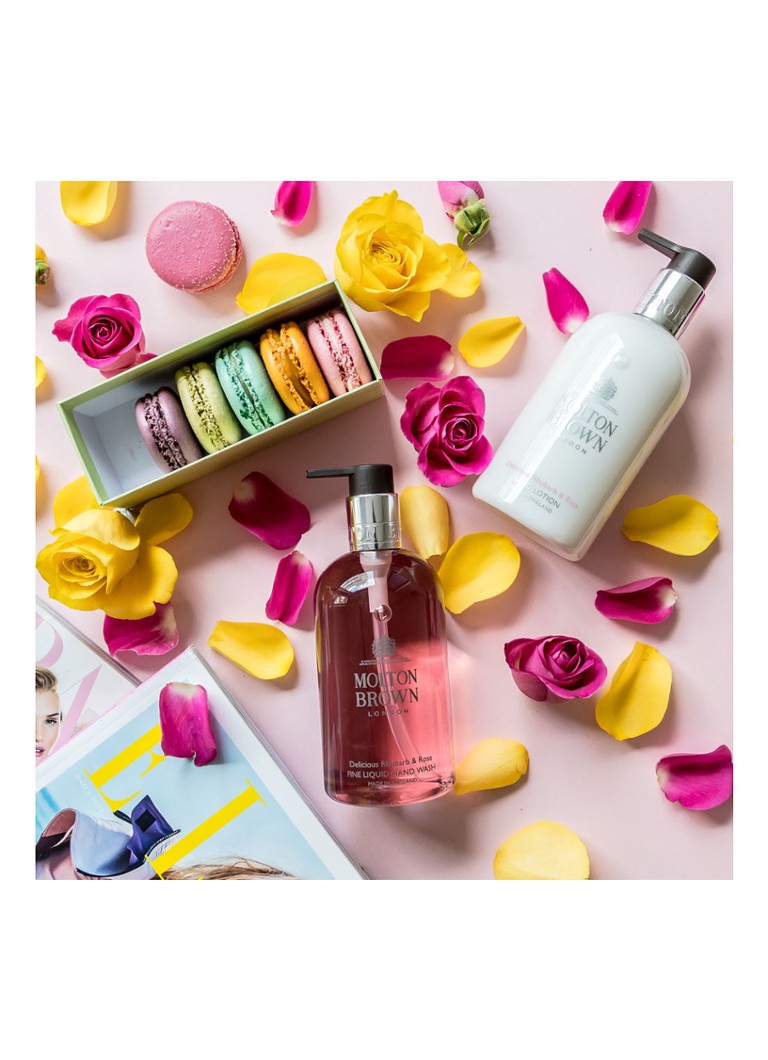 Săpun lichid de mâini Molton Brown cu rubarbă și trandafir delicios, 300 ml