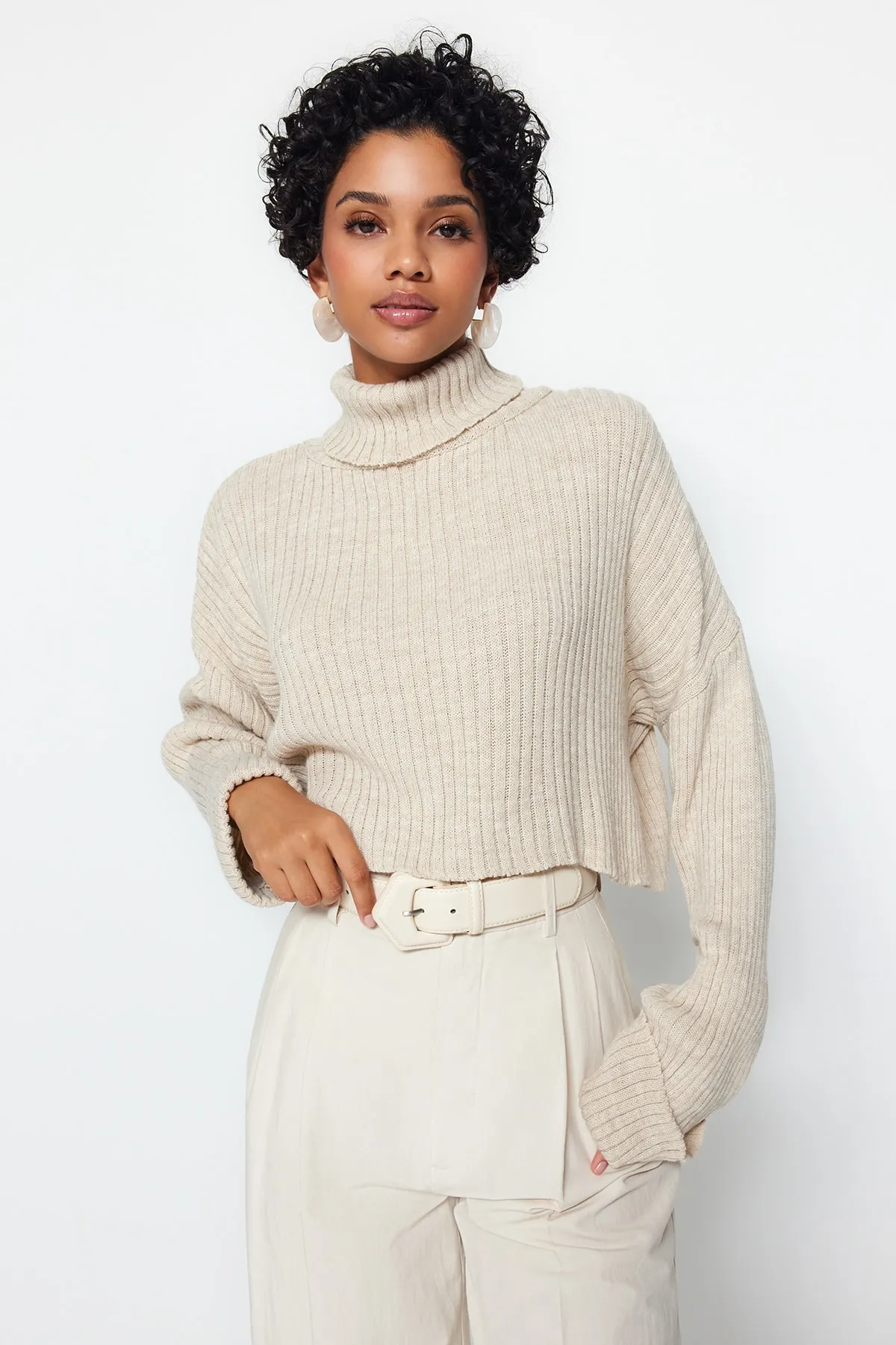 Trendyol Collection  Stone Crop Basic Strickpullover TWOAW22KZ0223