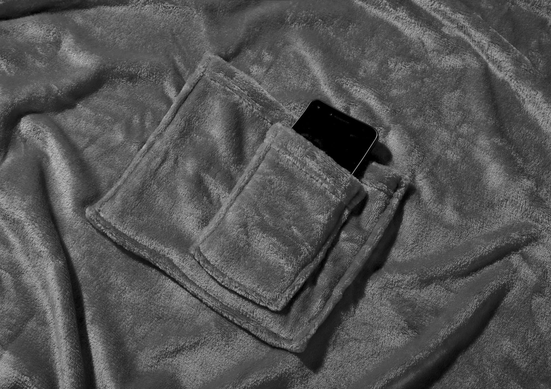 Wohndecke Kuscheldecke mit Ärmeln Super Soft Flanell Decke, heimtexland, Ärmeldecke mit 2 Taschen und Fußsack