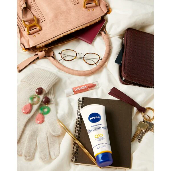 NIVEA Q10 3-v-1 krém na ruky proti starnutiu 100ml