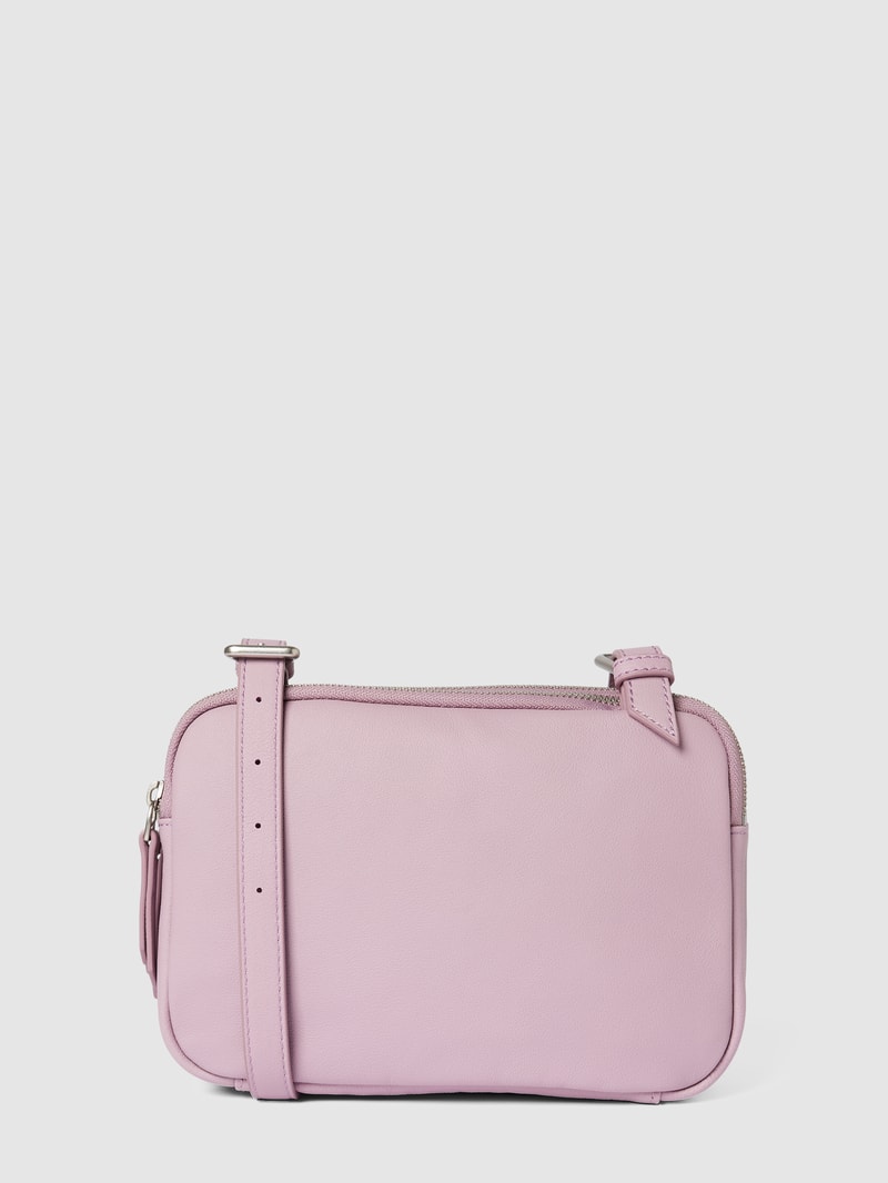Crossbody Bag aus Leder in flieder