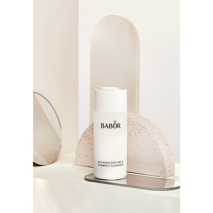 Refining Enzyme & Vitamin C Cleanser