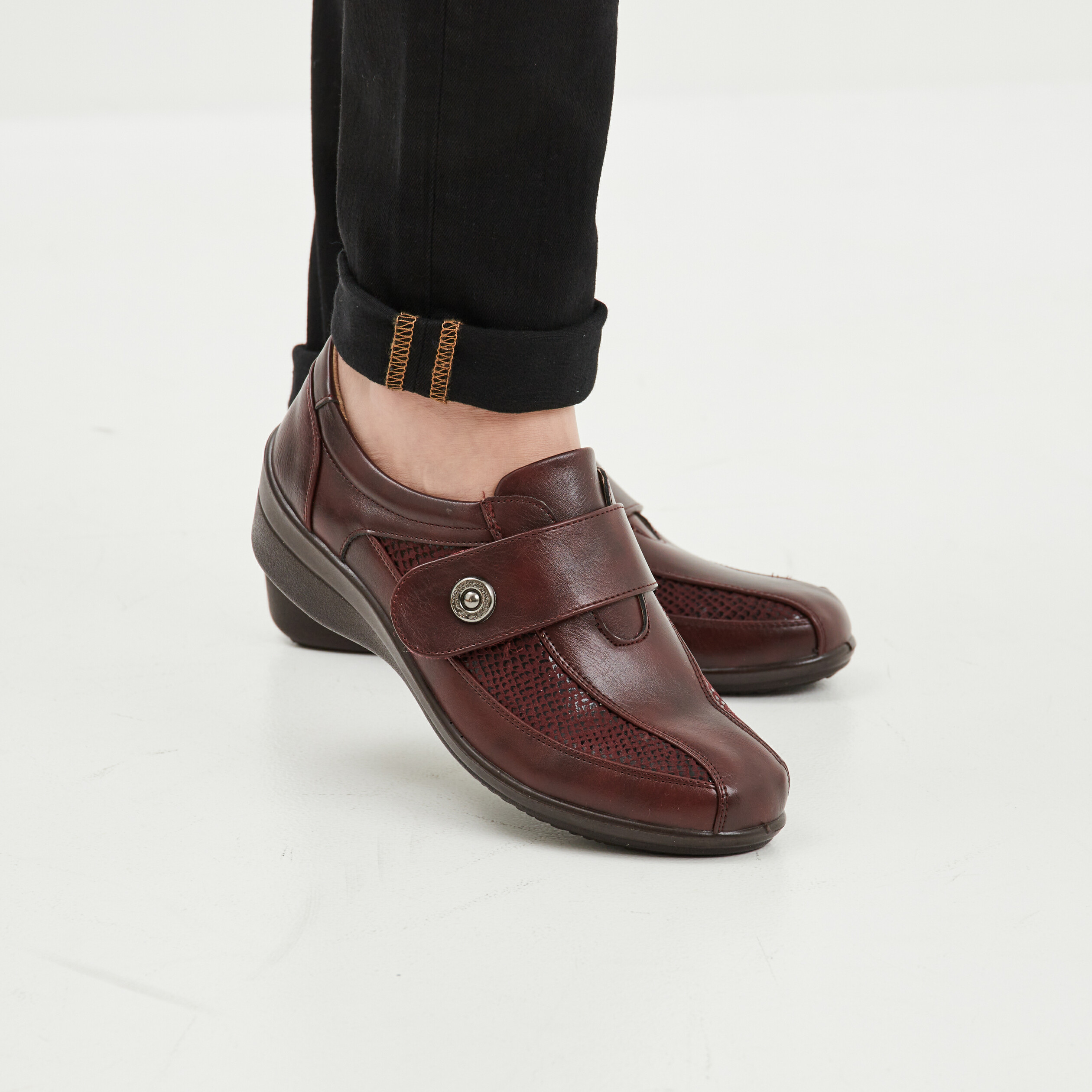 Loafers compensés en cuir bordeaux femme | La Halle