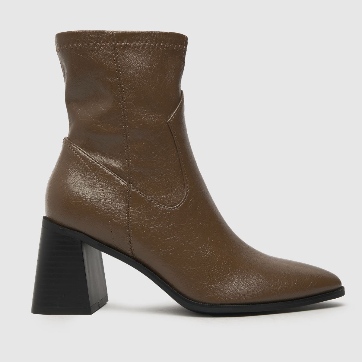 Schuh Bronte – Mörkbruna stövlar med blocksockor