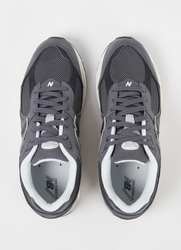Patike New Balance 2002R s detaljima od antilopa i mrežaste kože