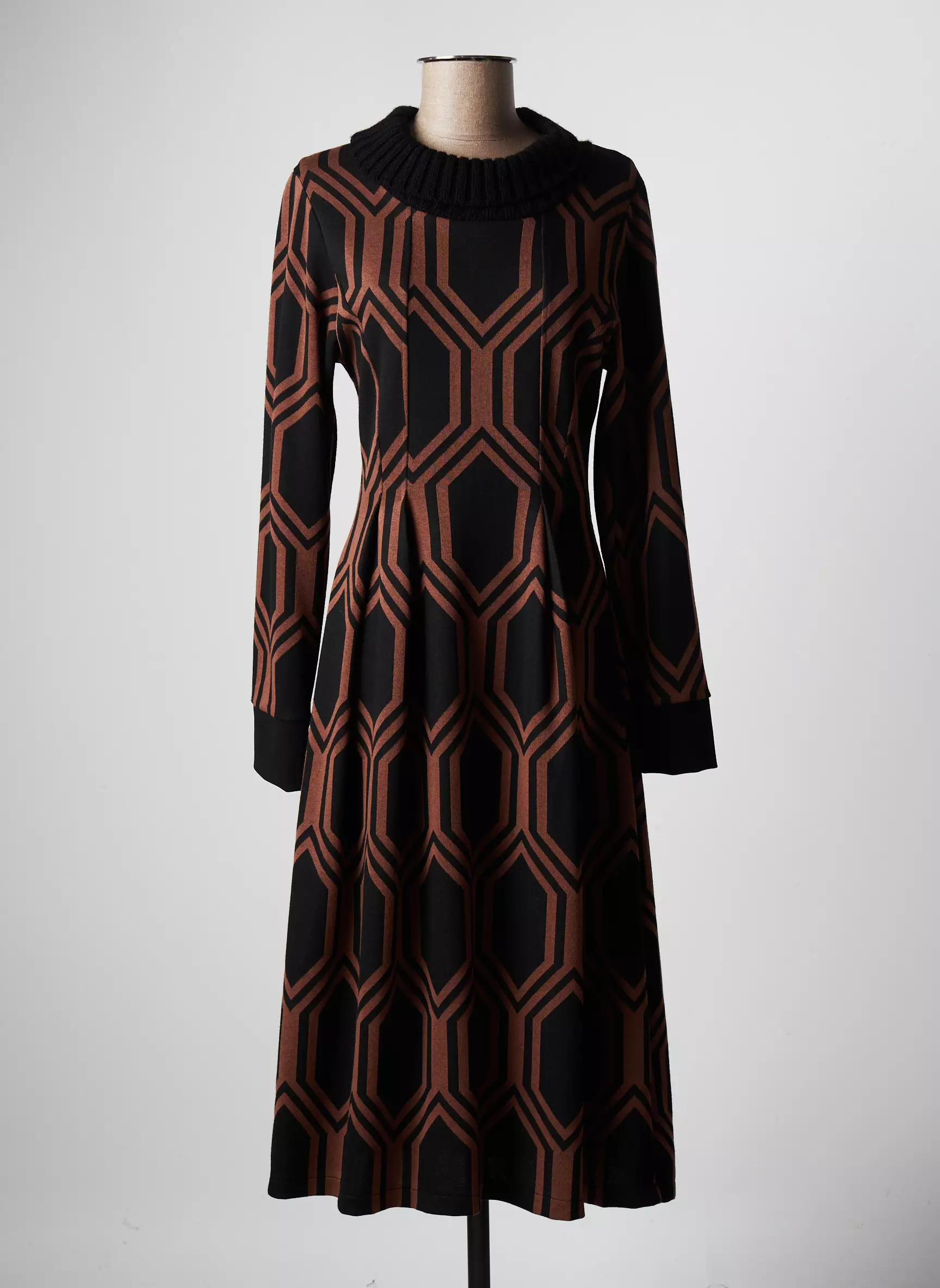La Fee Maraboutee Robes Pulls Femme couleur marron