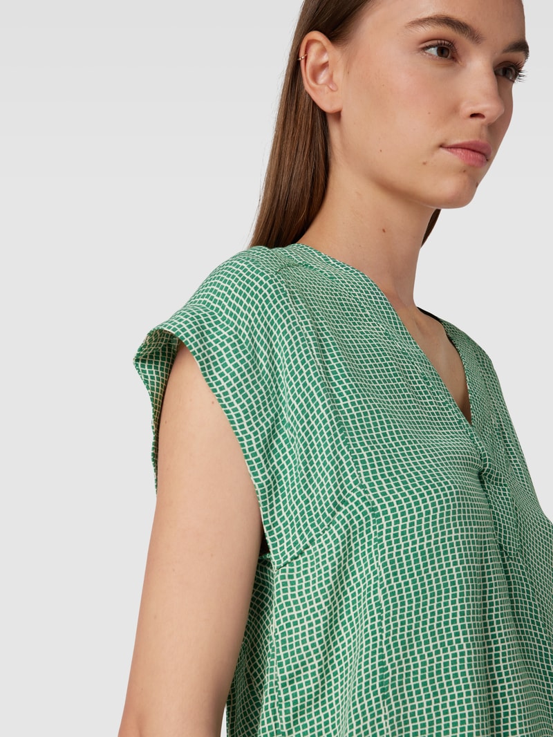 Blusenshirt aus Viskose mit Allover-Muster in grün