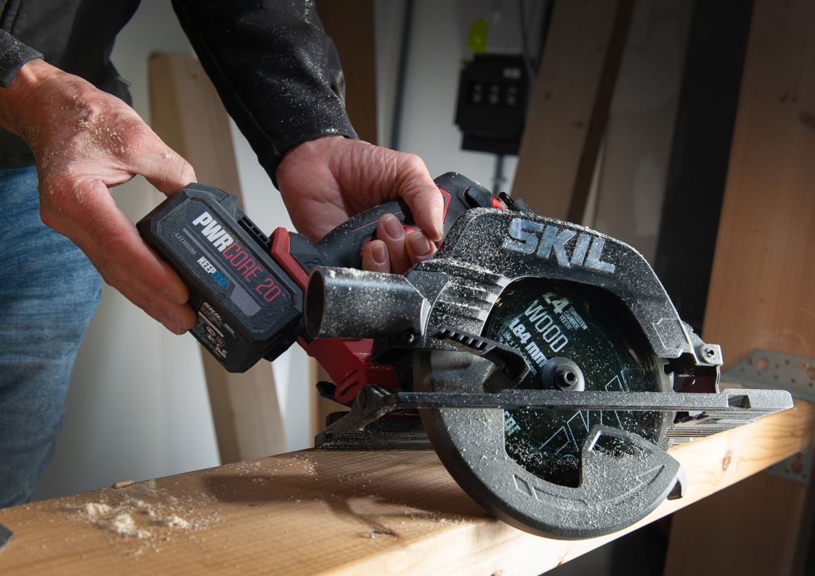 SKIL SW1E3571FA Kreissäge 20V 66mm bürstenlos (ohne Akku und Ladegerät, im Beutel)