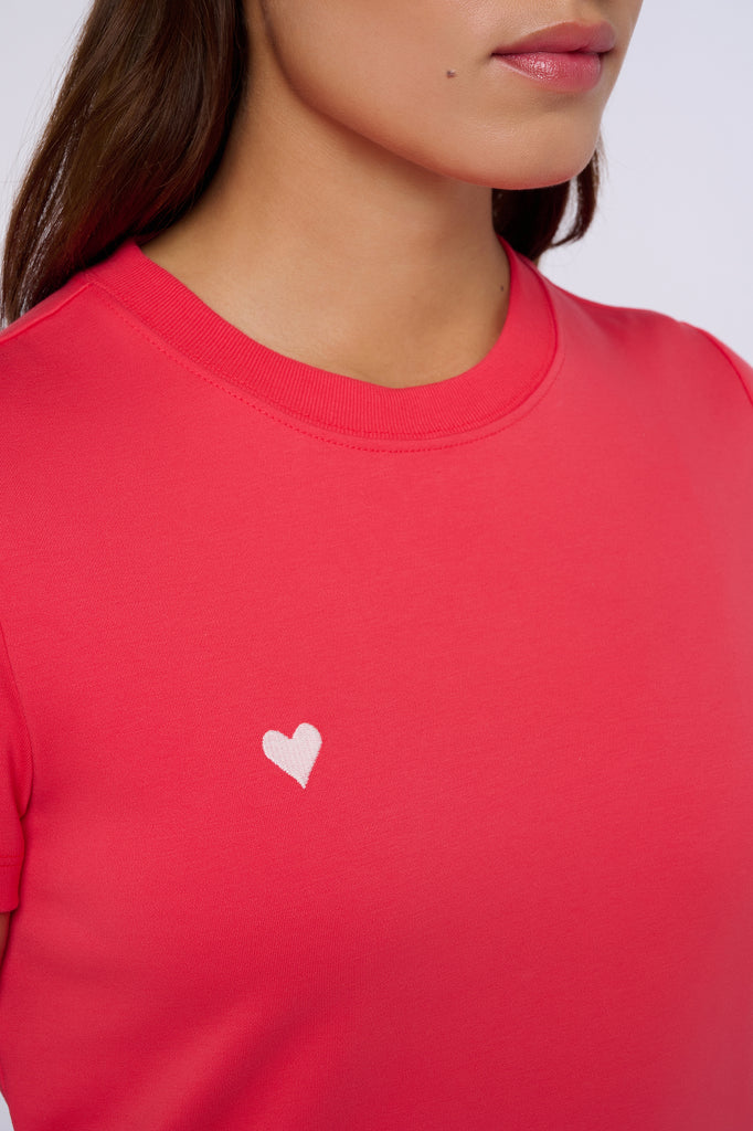 T-shirt coeur brodé