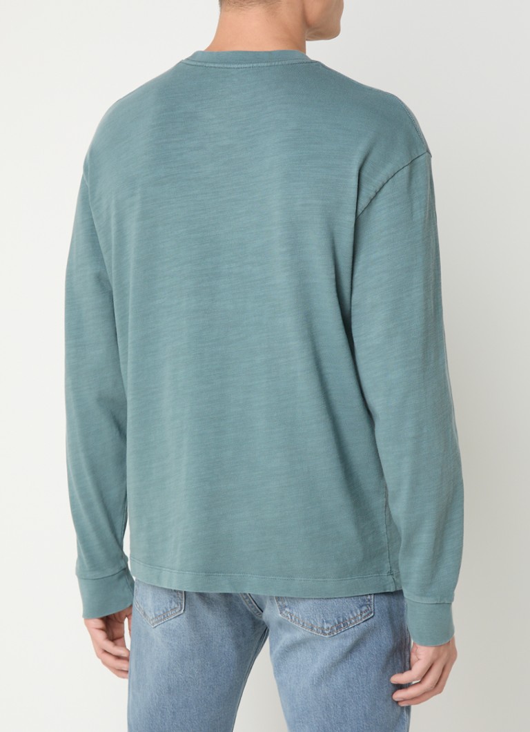 T-shirt a maniche lunghe Levi's con taschino sul petto