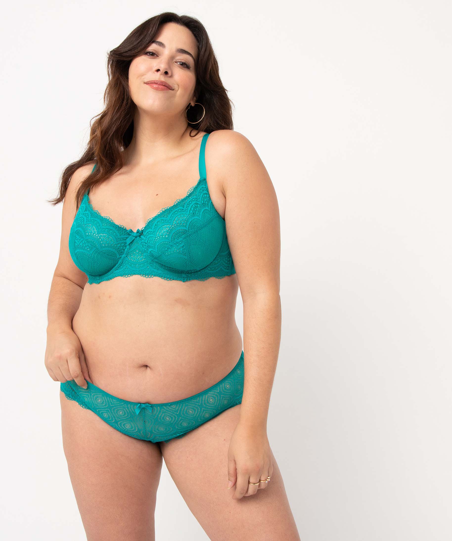 Soutien-gorge emboitant grande taille à armatures en dentelle vert | GEMO